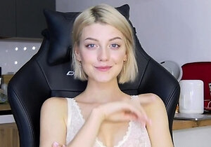 Alice Amateur Blonde Teen Ftvgirls Masturbation