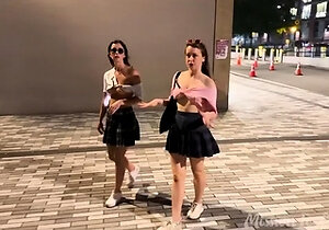 Exchibition amateur teen outdoor bl