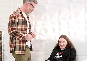 [Hazel Moore] [Oops Family] Father Like His Step Daughter's