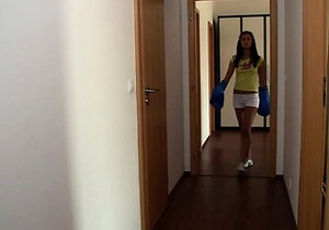 SMALL TIT BRUNETTE TATTOOED TEEN GIRLFRIEND CAUGHT IN SHOWER