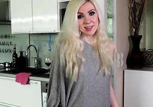 Masturbating loving babe solo toy plays with enthusiasm