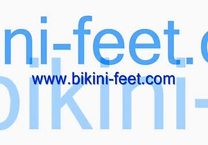 Maitresse Madelines solo foot fetish POV